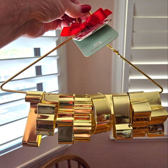 ๐50% OFF๐ช๐ฅ NWTโผ๏ธThe Bake Shop by Masterclass brand 10-pc Cookie Cutter Set - Picture 3 of 7